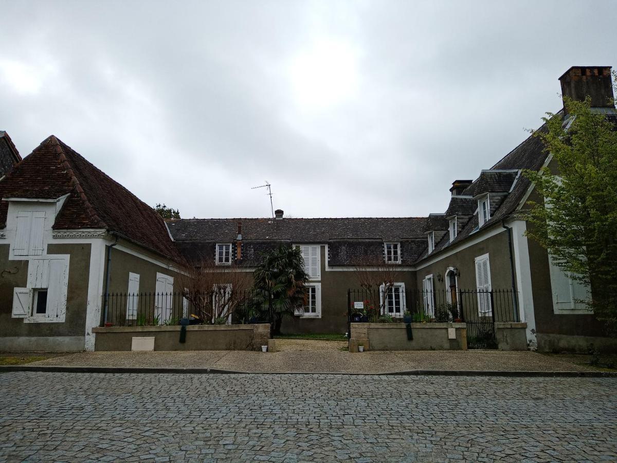 La Villa Du Bearn Garlin Exterior photo